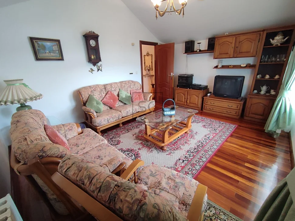 Elegante chalet en neda