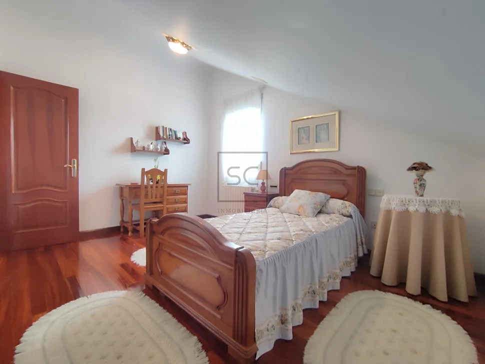 Elegante chalet en neda