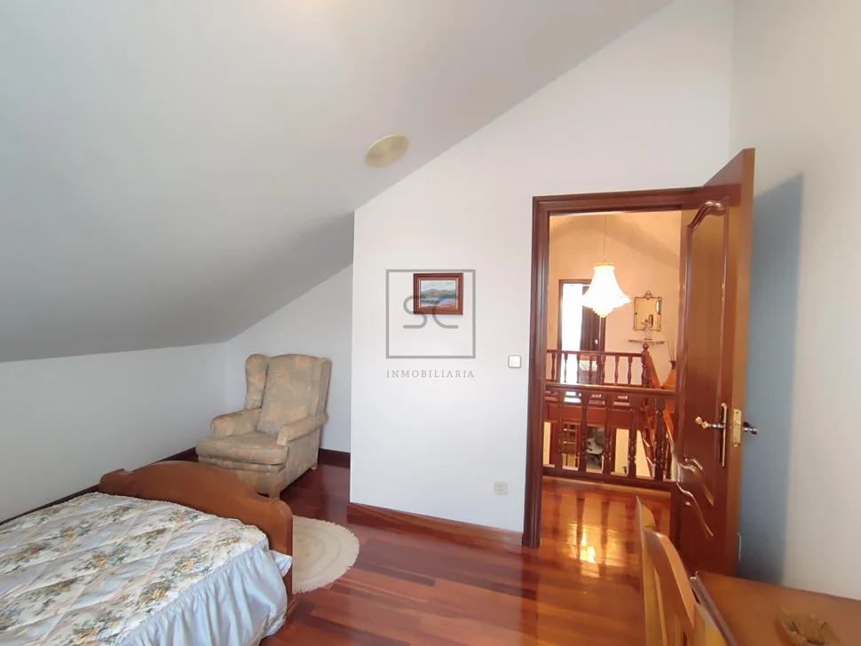 Elegante chalet en neda