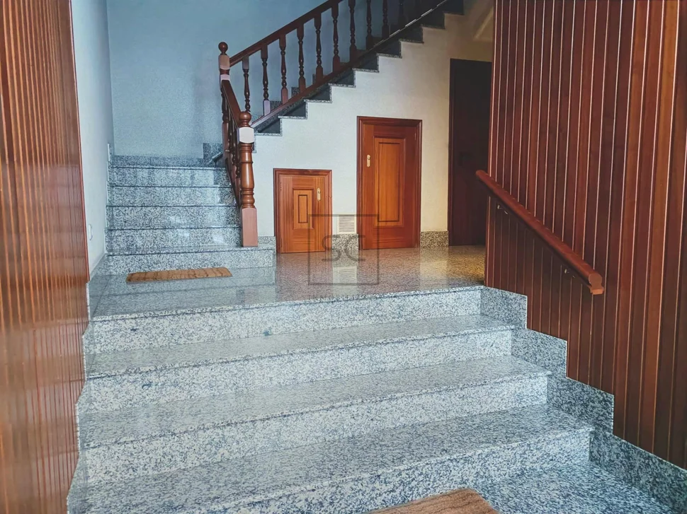 Luminoso vpo en a gándara, narón