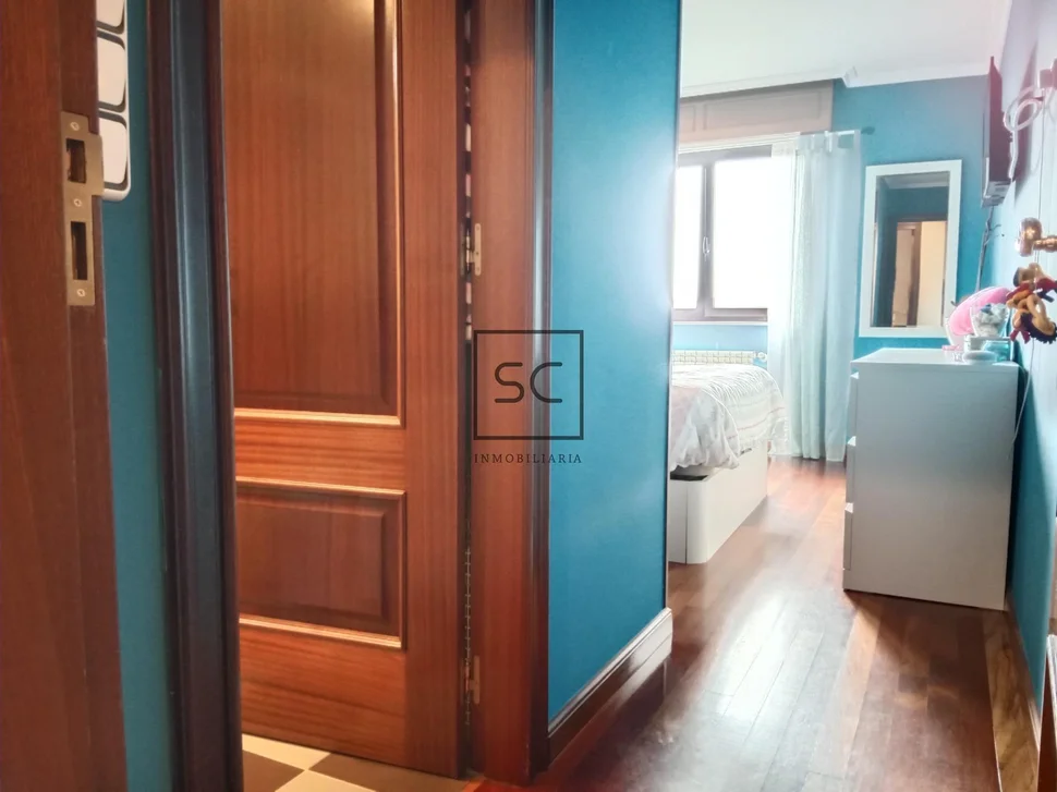 Piso con garaje y trastero en sta cecilia-narón