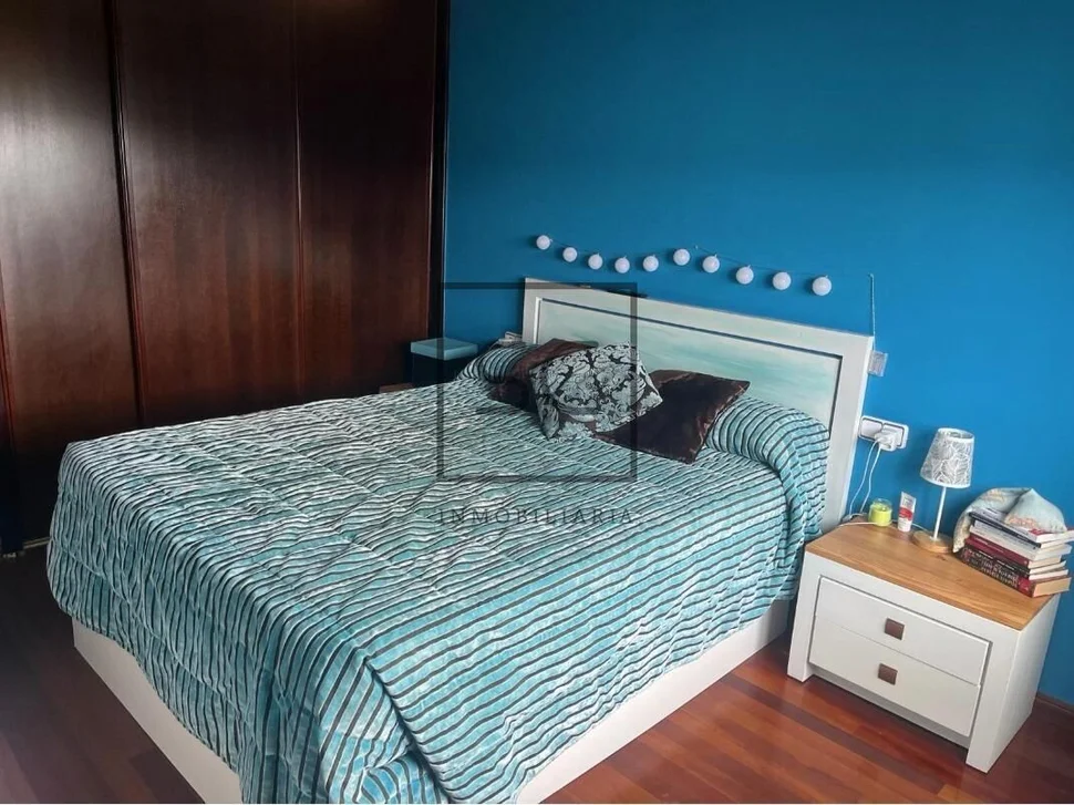 Piso con garaje y trastero en sta cecilia-narón