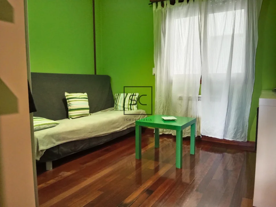 Piso con garaje y trastero en sta cecilia-narón