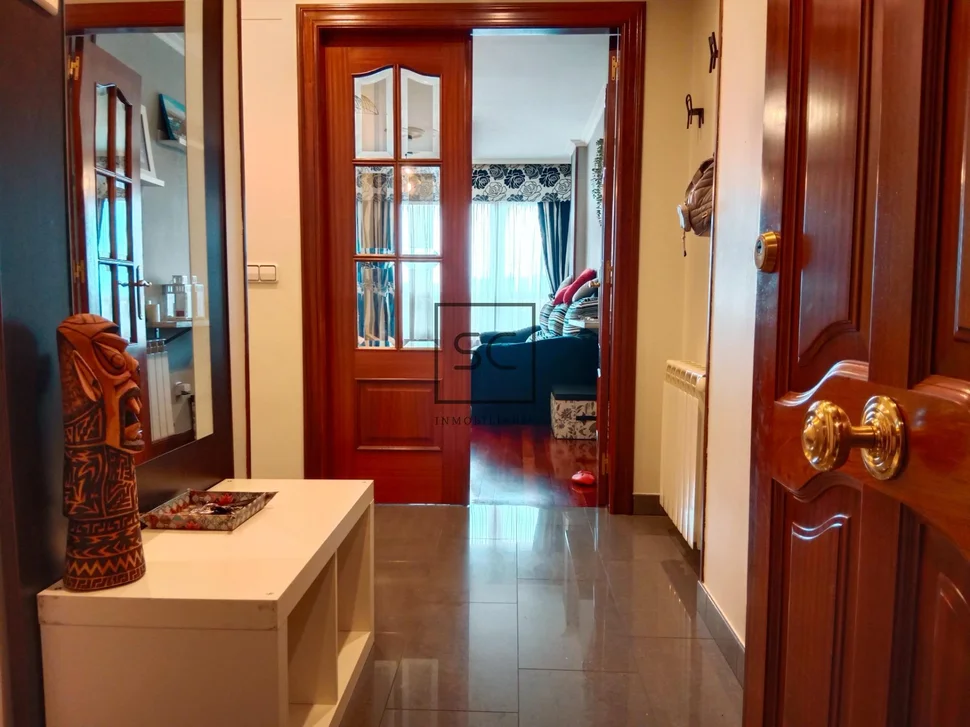 Piso con garaje y trastero en sta cecilia-narón