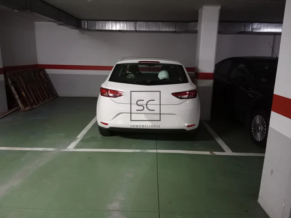 Piso con garaje y trastero en sta cecilia-narón