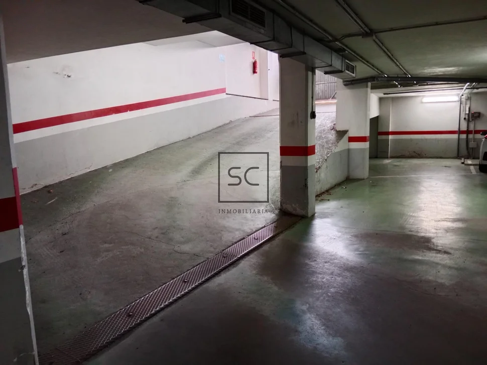 Piso con garaje y trastero en sta cecilia-narón