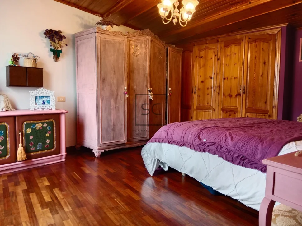 Pareado con jardin en cedeira