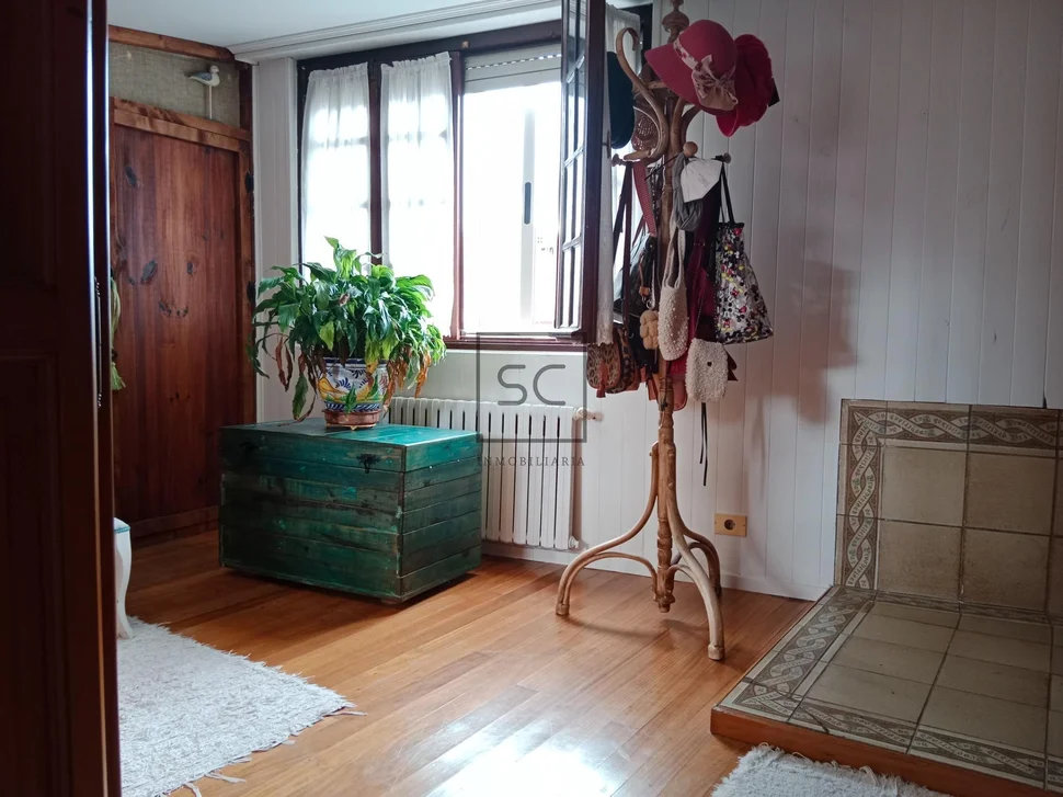 Pareado con jardin en cedeira