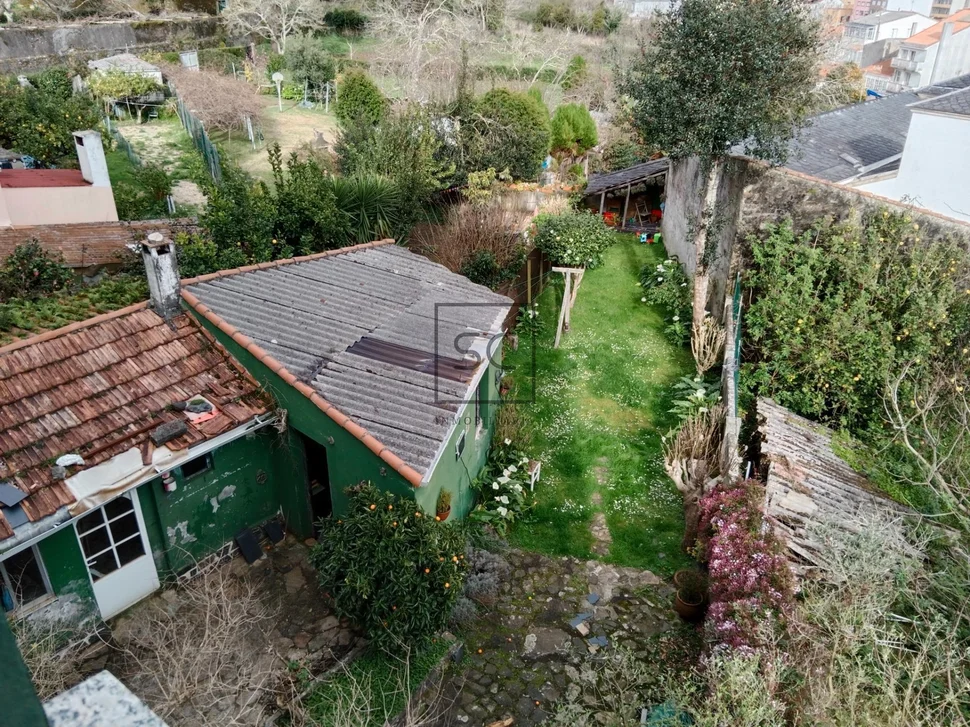 Pareado con jardin en cedeira