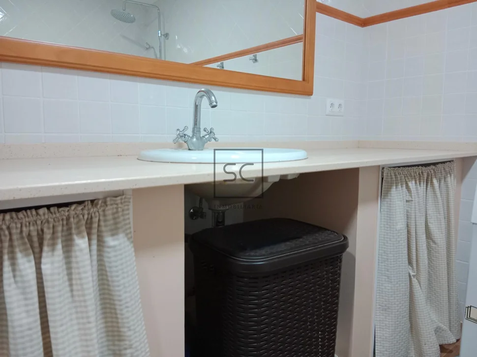 Pareado de piedra con finca en esteiro-cedeira