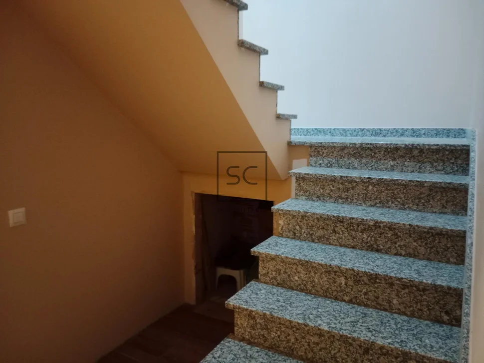 Pareado de piedra con finca en esteiro-cedeira