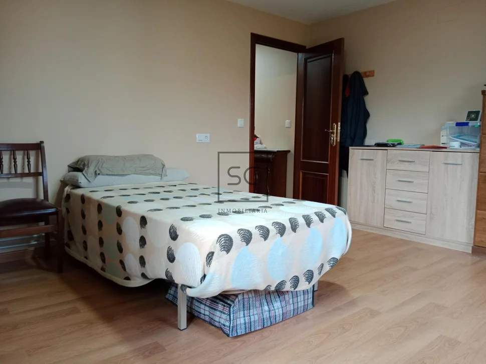 Pareado de piedra con finca en esteiro-cedeira