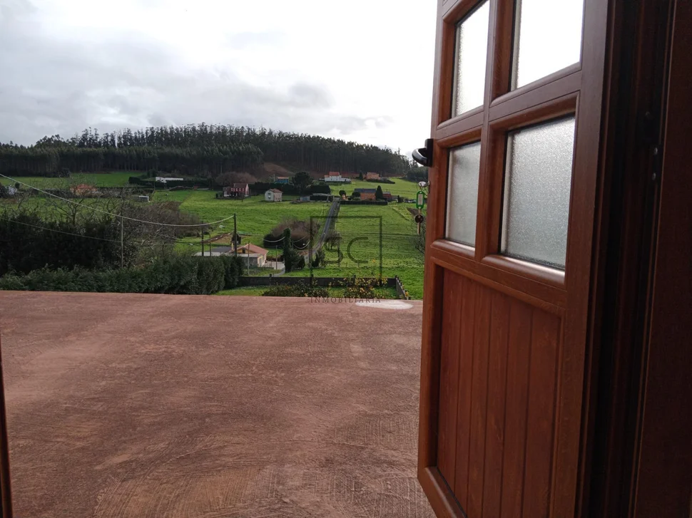 Pareado de piedra con finca en esteiro-cedeira