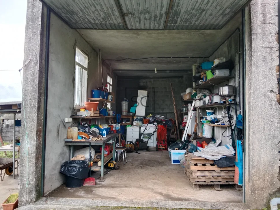 Pareado de piedra con finca en esteiro-cedeira