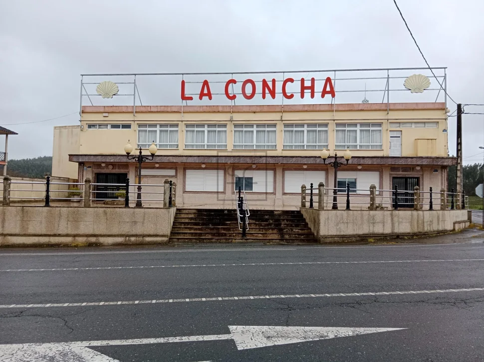 Sala de fiestas en o val-narón