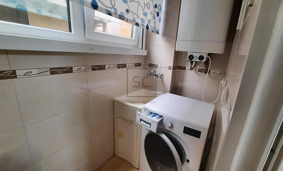 Piso equipado de 4 dormitorios en fene