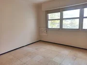 Piso con ascensor para reformar en el centro de ferrol