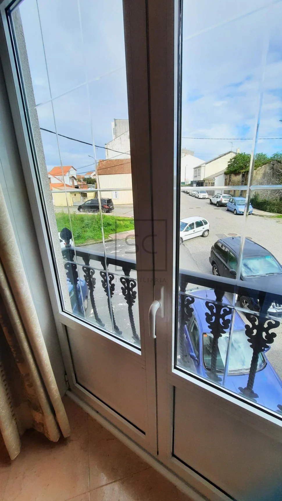 Primera planta con ascensor en naron