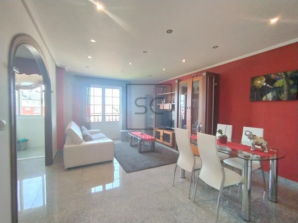 Duplex en narón con ascensor y plaza de garaje