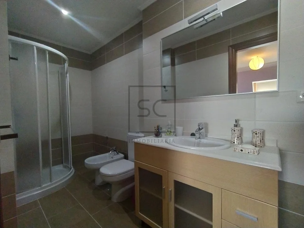 Duplex en narón con ascensor y plaza de garaje