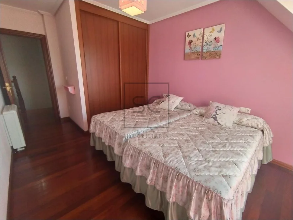 Duplex en narón con ascensor y plaza de garaje