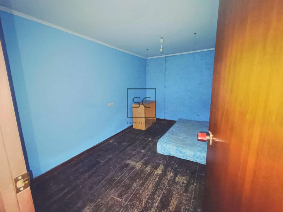 Casa de piedra para restaurar en albeiro, san sadurniño