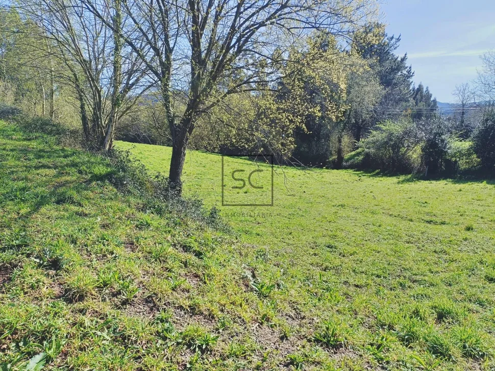Casa de piedra para restaurar en albeiro, san sadurniño