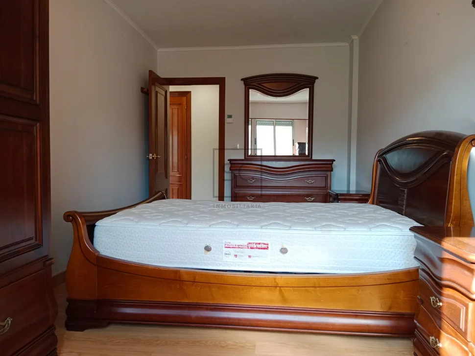 Piso con ascensor plz de garaje y trastero en perlio-fene