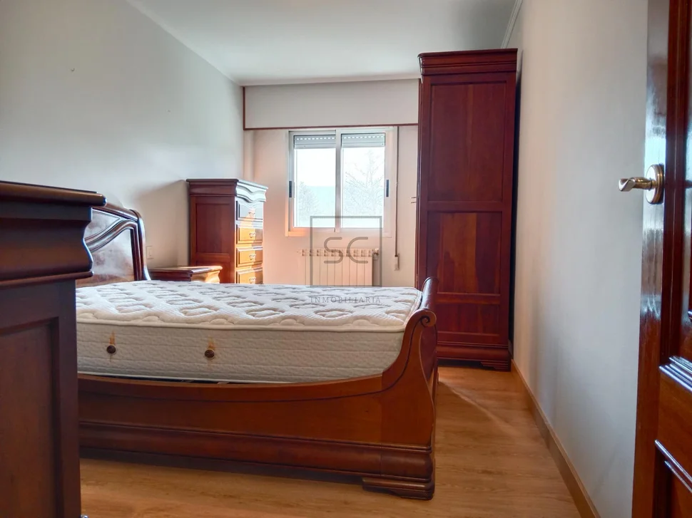 Piso con ascensor plz de garaje y trastero en perlio-fene