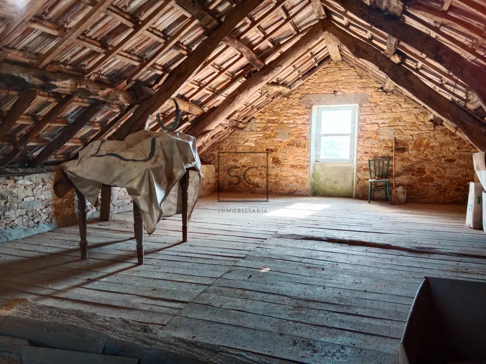 Casa con finca y bodega en magalofes-fene