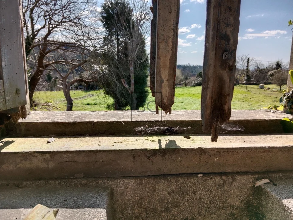 Casa con finca y bodega en magalofes-fene