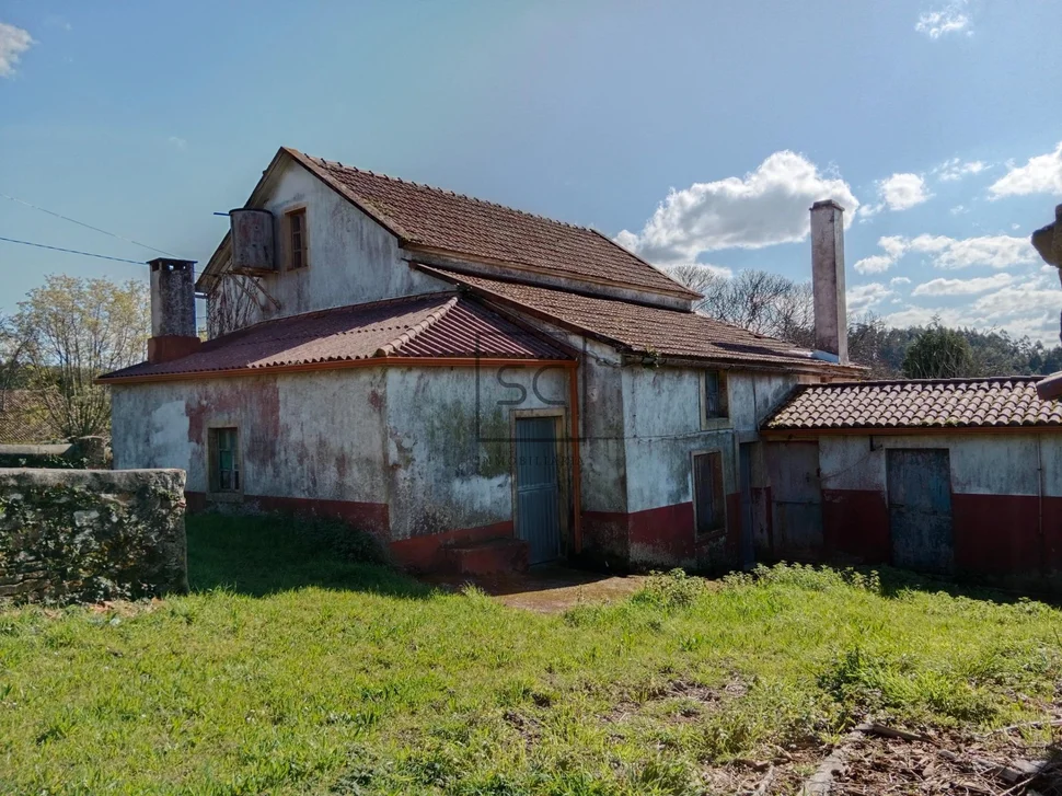 Casa con finca y bodega en magalofes-fene