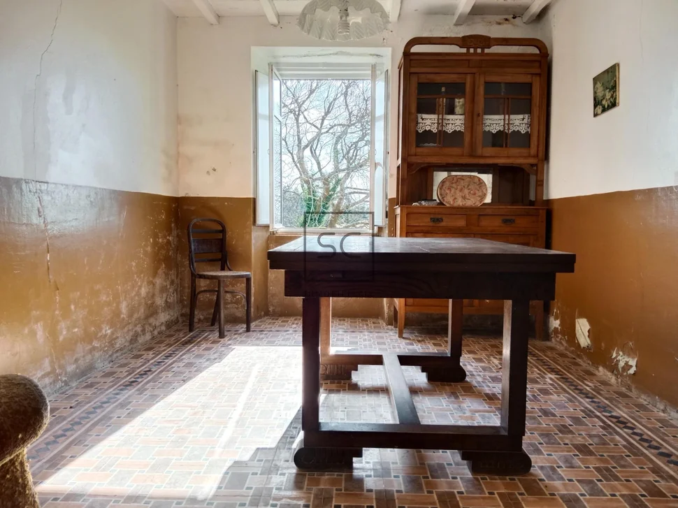 Casa con finca y bodega en magalofes-fene