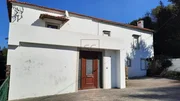 Casa de piedra con edificación auxiliar en cedeira