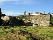 Casa con terreno para restaurar en tapia
