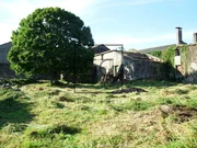 Casa con terreno para restaurar en tapia