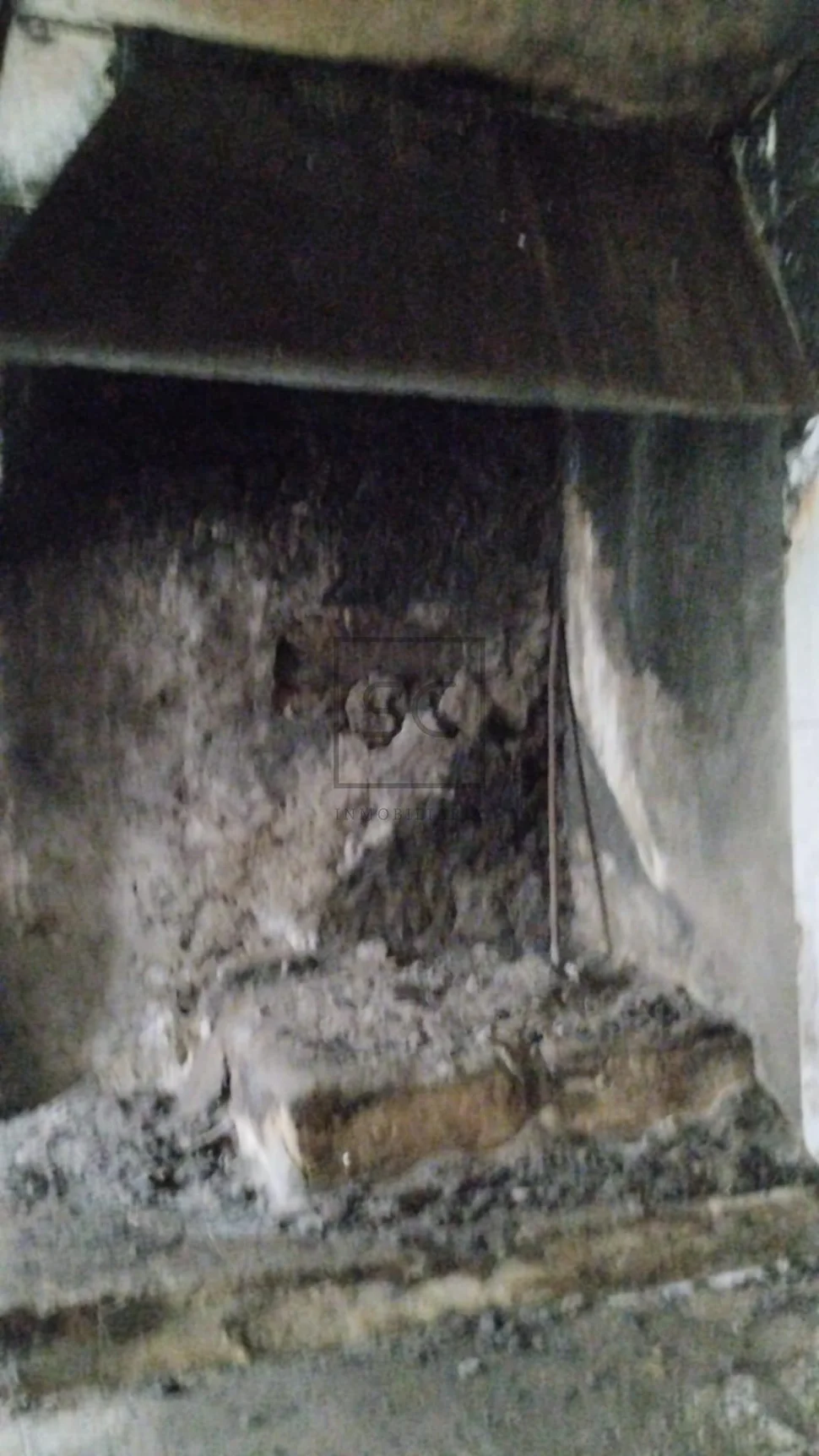 Casa con terreno para restaurar en tapia