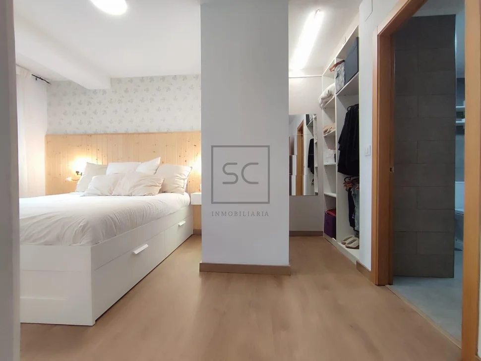 Bonito piso con terraza y trastero en carretera de cedeira narón