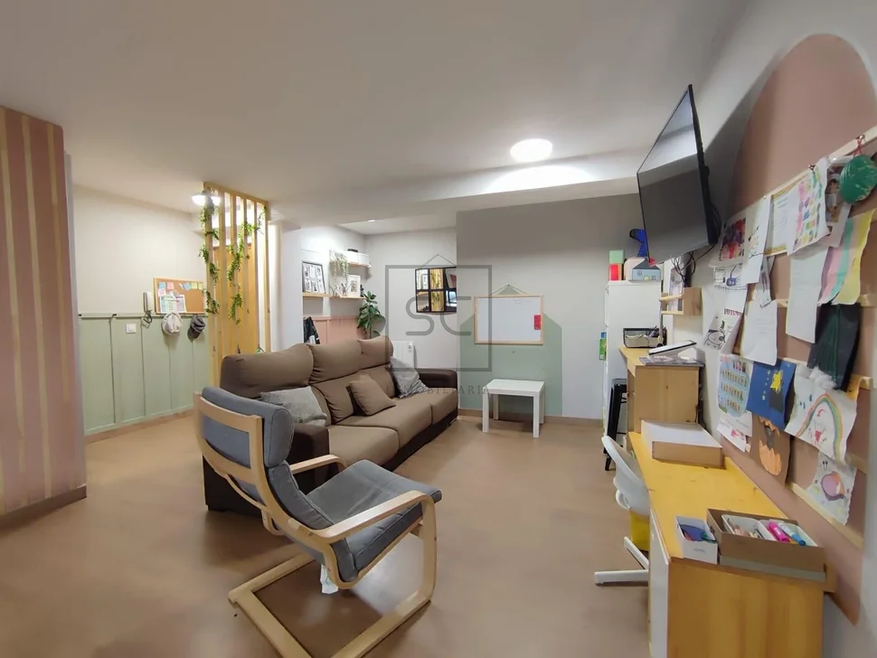 Bonito piso con terraza y trastero en carretera de cedeira narón