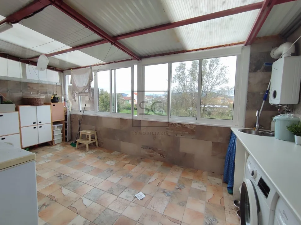 Bonito piso con terraza y trastero en carretera de cedeira narón