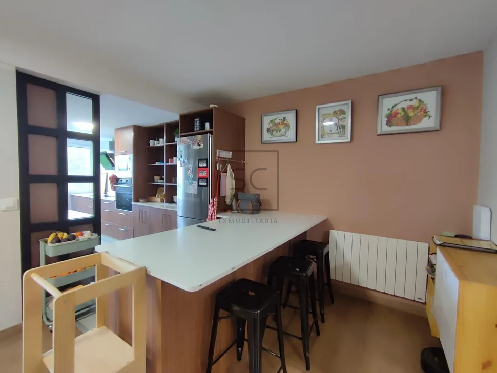 Bonito piso con terraza y trastero en carretera de cedeira narón