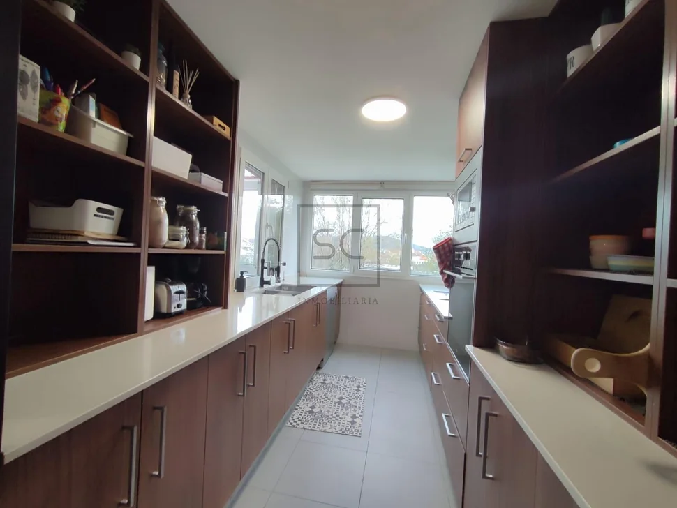 Bonito piso con terraza y trastero en carretera de cedeira narón