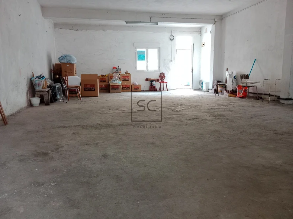 Bajo con sótano en fene