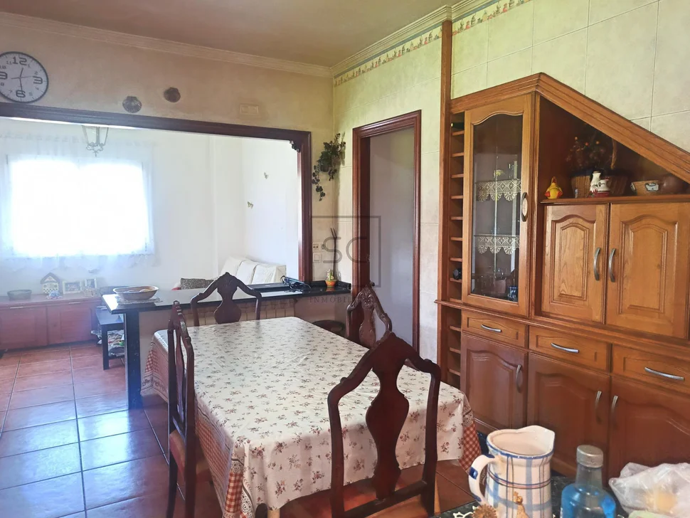 Chalet con finca en el val, narón