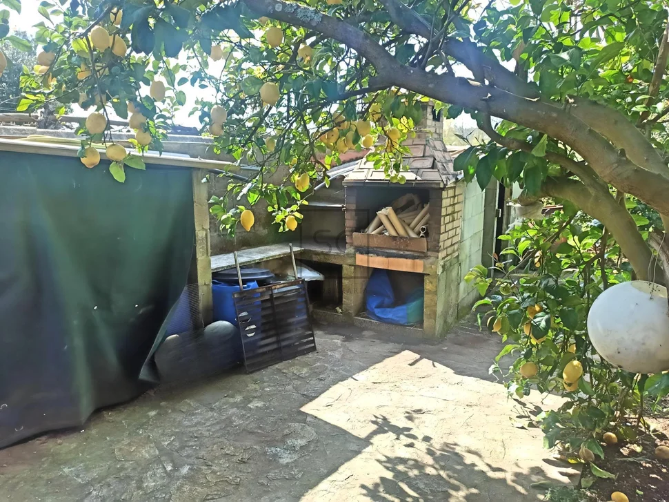 Chalet con finca en el val, narón