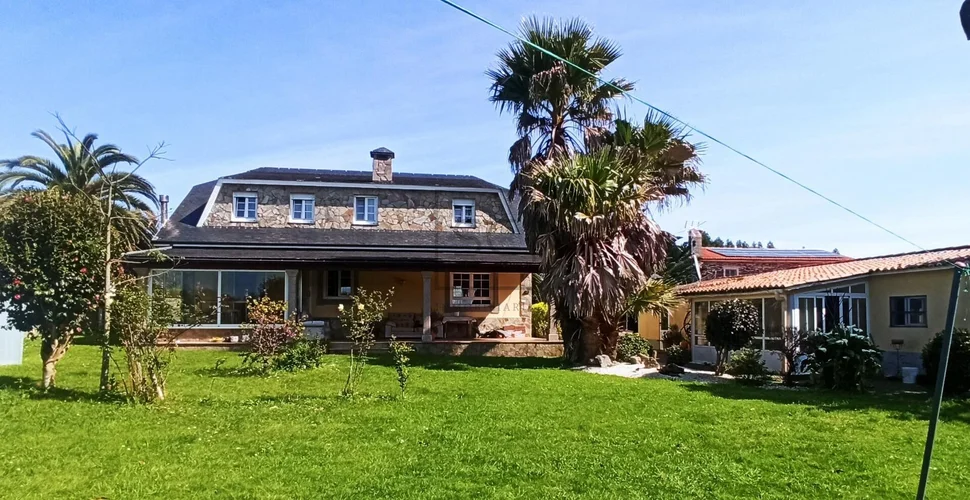 Chalet con finca en el val, narón