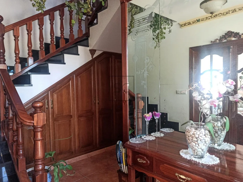 Chalet con finca en el val, narón