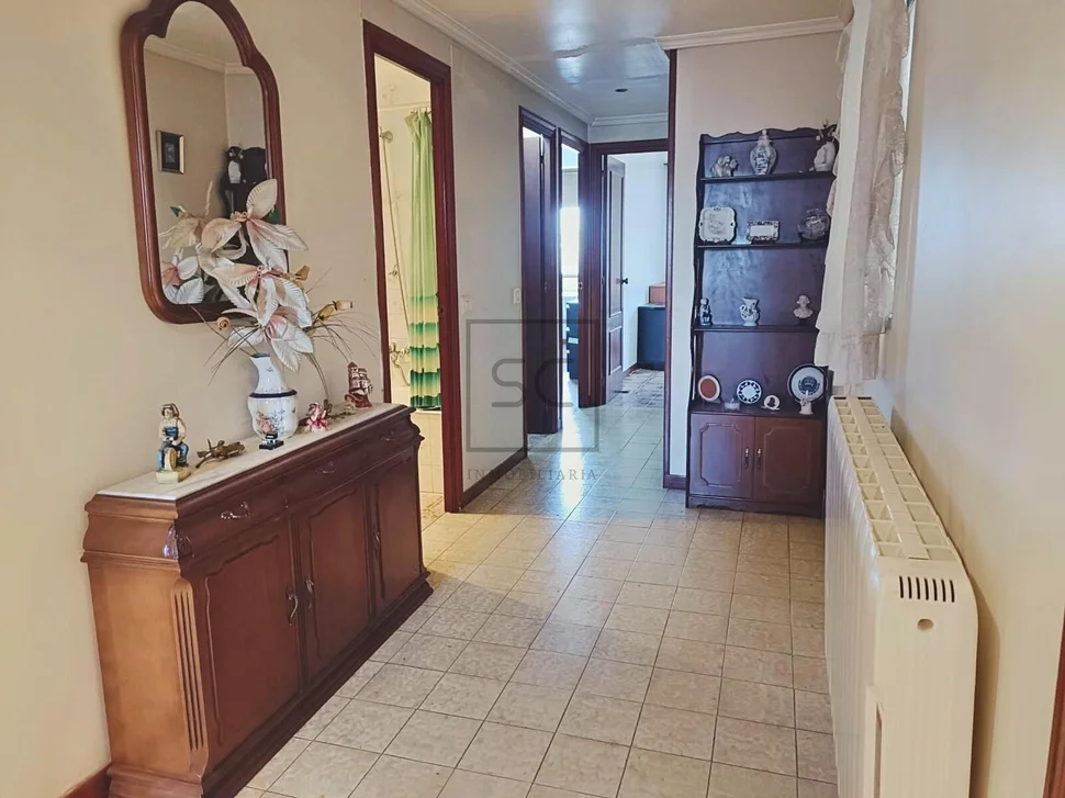 Piso con tres habitaciones en Jubia, Narón