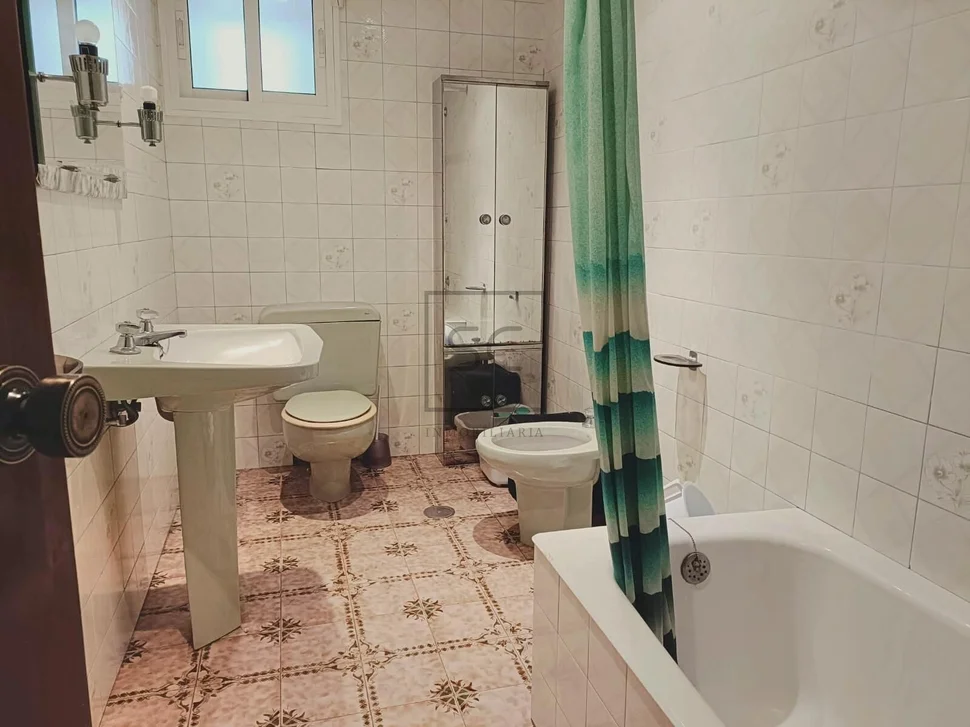 Piso con tres habitaciones en Jubia, Narón