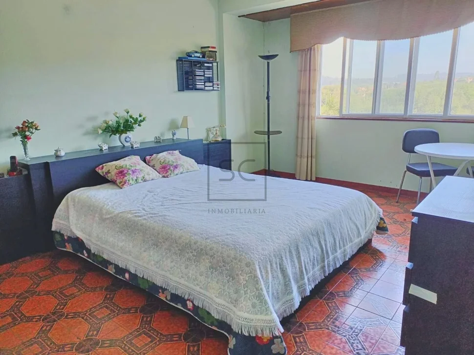 Piso con tres habitaciones en Jubia, Narón